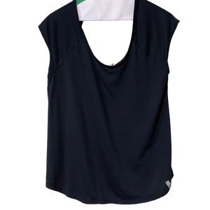 Under Armour sleeveless black tank size L mesh back